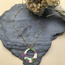 Charger l'image dans la galerie, Collier avec pendentif ROMANCE-création artisanale