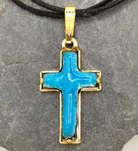 Charger l'image dans la galerie, Collier CROIX émaillée