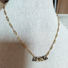 Charger l&#39;image dans la galerie, Collier LEO
