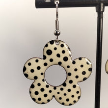 Charger l&#39;image dans la galerie, Boucles MARGOT (6 coloris)
