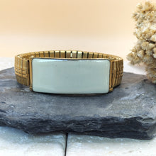 Charger l'image dans la galerie, Bracelet élastique SANDRO acier inoxydable doré -création artisanale -émail
