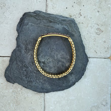 Charger l'image dans la galerie, Bracelet élastique SANDRO acier inoxydable doré -création artisanale -émail
